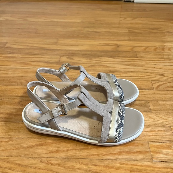 Geox Respira Jearl Sandals - Picture 8 of 15